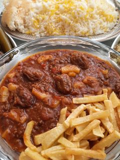 عکسی از دستور خورشت کدو و آلو