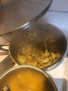 A picture of Easy Thai chicken and vegetable curry.