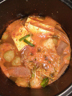 Foto resep Budae Jjigae + tteok Anak kos