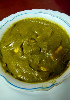 પાલક પનીર (Palak Paneer Recipe In Gujarati) રેસીપી મુખ્ય ફોટો