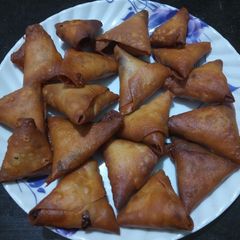 A picture of Onion samosa/ iftaar special👌.