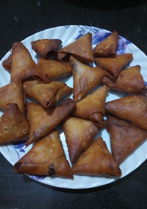 A picture of Onion samosa/ iftaar special👌.