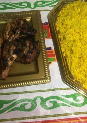 صورة لوصفة رز بخارى وفراخ مشوية على الفحم
