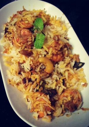 A picture of Prawn Biryani.