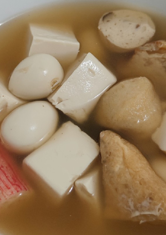 A picture of Easy tofu and quail egg soup with yong tau foo.