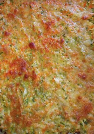 Una foto de Tortilla al horno de zapallitos y zanahoria