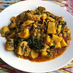 A picture of Unripe plantain with beans.