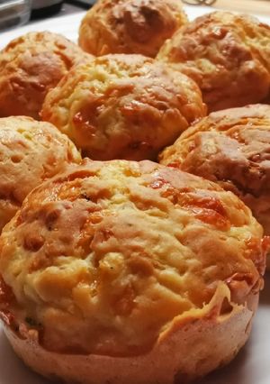 Cukkinis sajtos muffin recept fotója