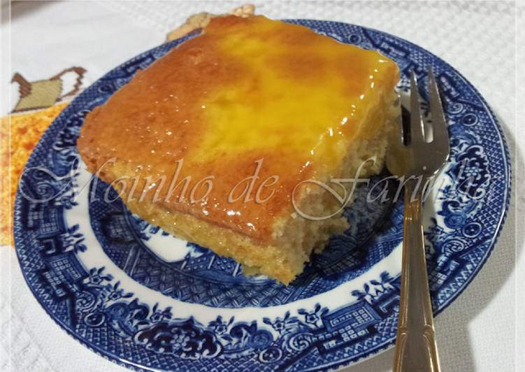 Bolo de laranja com calda