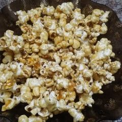 A picture of Caramel popcorn.