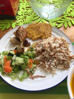 Una foto de Pollo en salsa de mostaza y naranja
