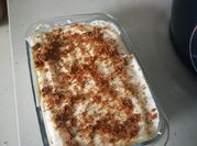 Une photo de tiramisu fruits rouges