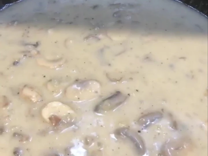 Easy Steps to Make Mushroon Gravy for Poutine the Delicious Makes you drool