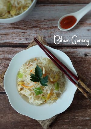 Foto resep Bihun Goreng Putih
