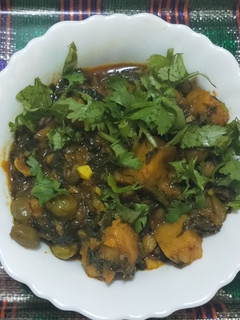 સુરણ દાણા ભાજી શાક (Suran Dana Bhaji Shak Recipe In Gujarati) રેસીપી મુખ્ય ફોટો