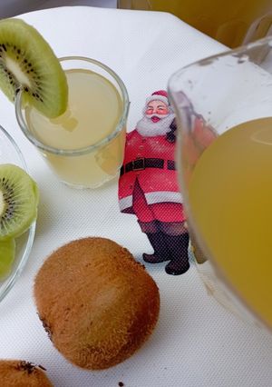 O poză a rețetei Lichior de kiwi 🥝.