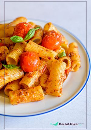 Una foto de Pasta al pesto rojo ❤ Sin lácteos 🌿