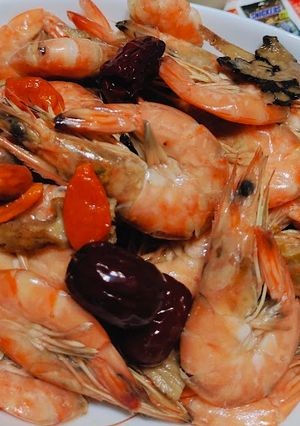 A picture of Super Easy and Quick Drunken Shrimp.