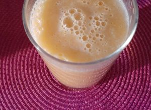 Una foto de Jugo de melón y aguaymanto