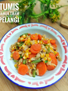 Foto resep *Tumis Jamur Tiram Pelangi