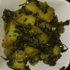 A picture of Aloo Methi sabzi.