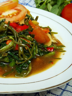 Foto resep Tumis kangkung ndeso