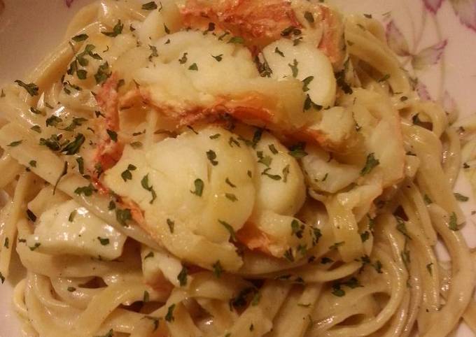 How to Prepare Favorite Lobster Alfredo