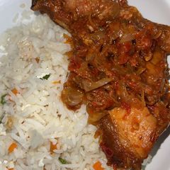 Chinese rice with peppered chicken A picture of Chinese rice with peppered chicken.