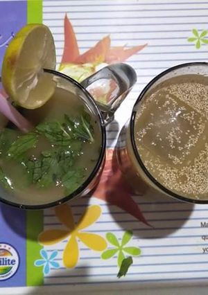 A picture of Sweet and salty sattu drinks.