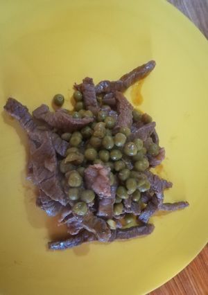Foto di Straccetti di Manzo ai piselli
