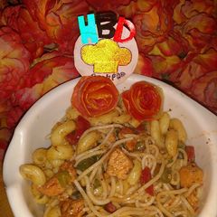 A picture of Chicken macroni+spegetti.