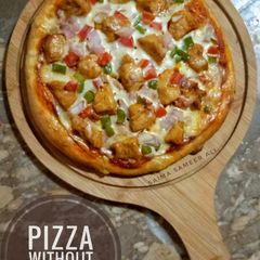 A picture of Without cheese pizza.