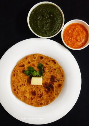 A picture of Mooli Thepla /Muli ke parathe.