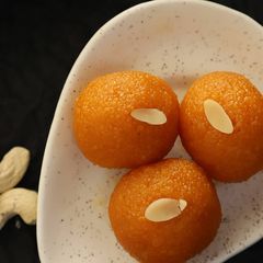 A picture of Motichur Ladoo.