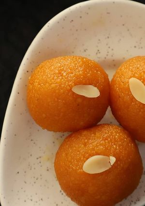A picture of Motichur Ladoo.