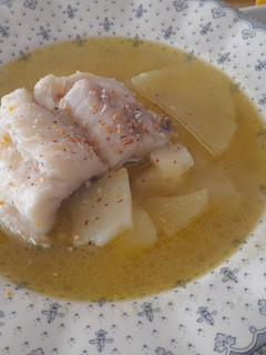 Una foto de Emblanco -sopa de pescado andaluza-