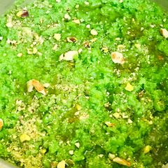 A picture of Lauki ka halwa.