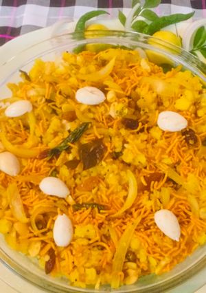 A picture of Gujrati Batata Poha.