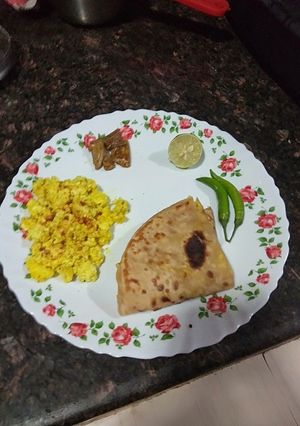 पनीर भुर्जी (Paneer Bhurji recipe in Hindi) रेसिपी मुख्य फोटो