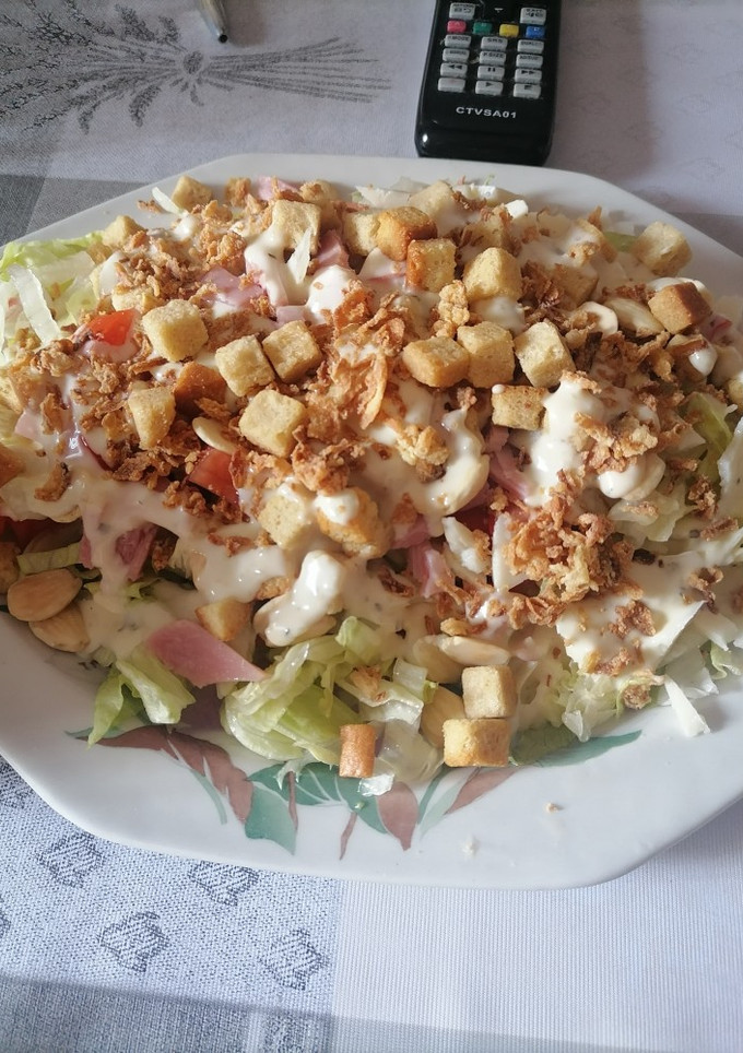 Una foto de Ensalada César a mi manera (Thermomix)