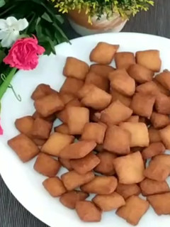 மைதா பிஸ்கட் (maida biscuit recipe in tamil) செய்முறை முக்கிய புகைப்படம்