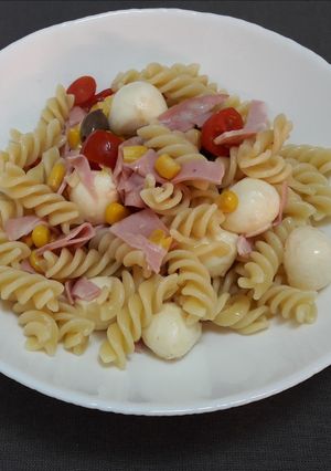 O poză a rețetei Salată cu paste.