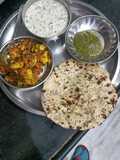 Makka methi roti