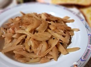 Foto di Finocchi in padella con salsa di soia e sesamo