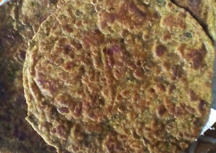 Recipe of Ultimate Spinach, peas and potato paratha