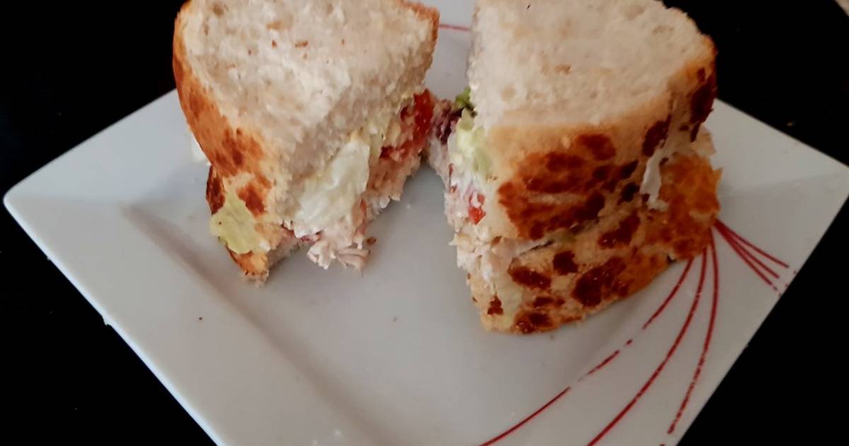 My Tigerbread Sandwich fresh chicken, tomatoes sliced, + more 😘 Recipe