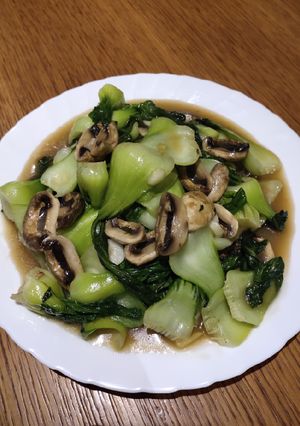 A picture of Stir Fry Bakchoy with Mushroom.
