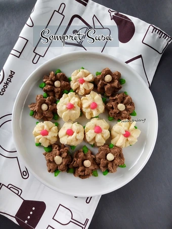 Langkah Gampang Membuat Resep Kue Semprit Susu mudah hanya tiga bahan yang Menggugah Selera Anti Ribet, Sempurna