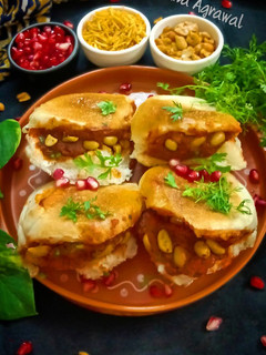 दाबेली (Dabeli recipe in hindi) रेसिपी मुख्य फोटो