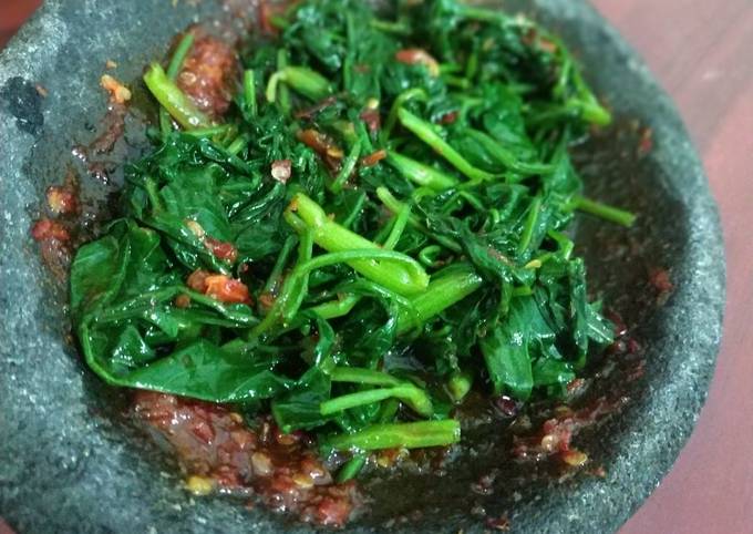 Plecing Kangkung sambal rujak